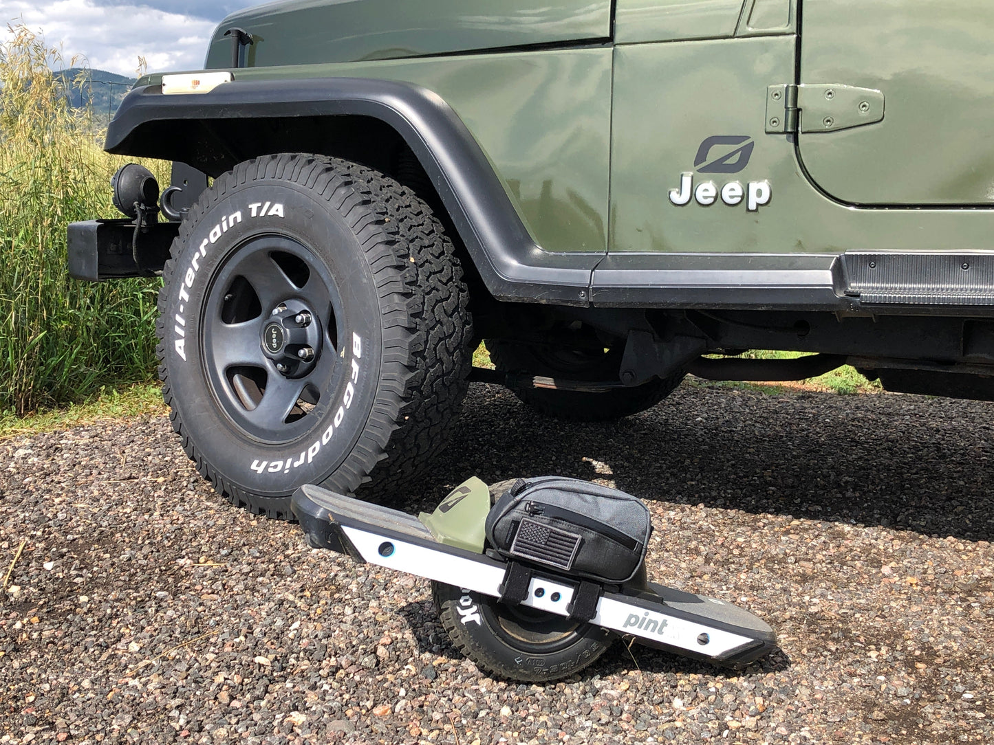 The "Colorado Cruzer" Adventure Pack (Pack Only) (Onewheel GT/GTS/XRC, Onewheel Pint X/XR/+ Compatible)