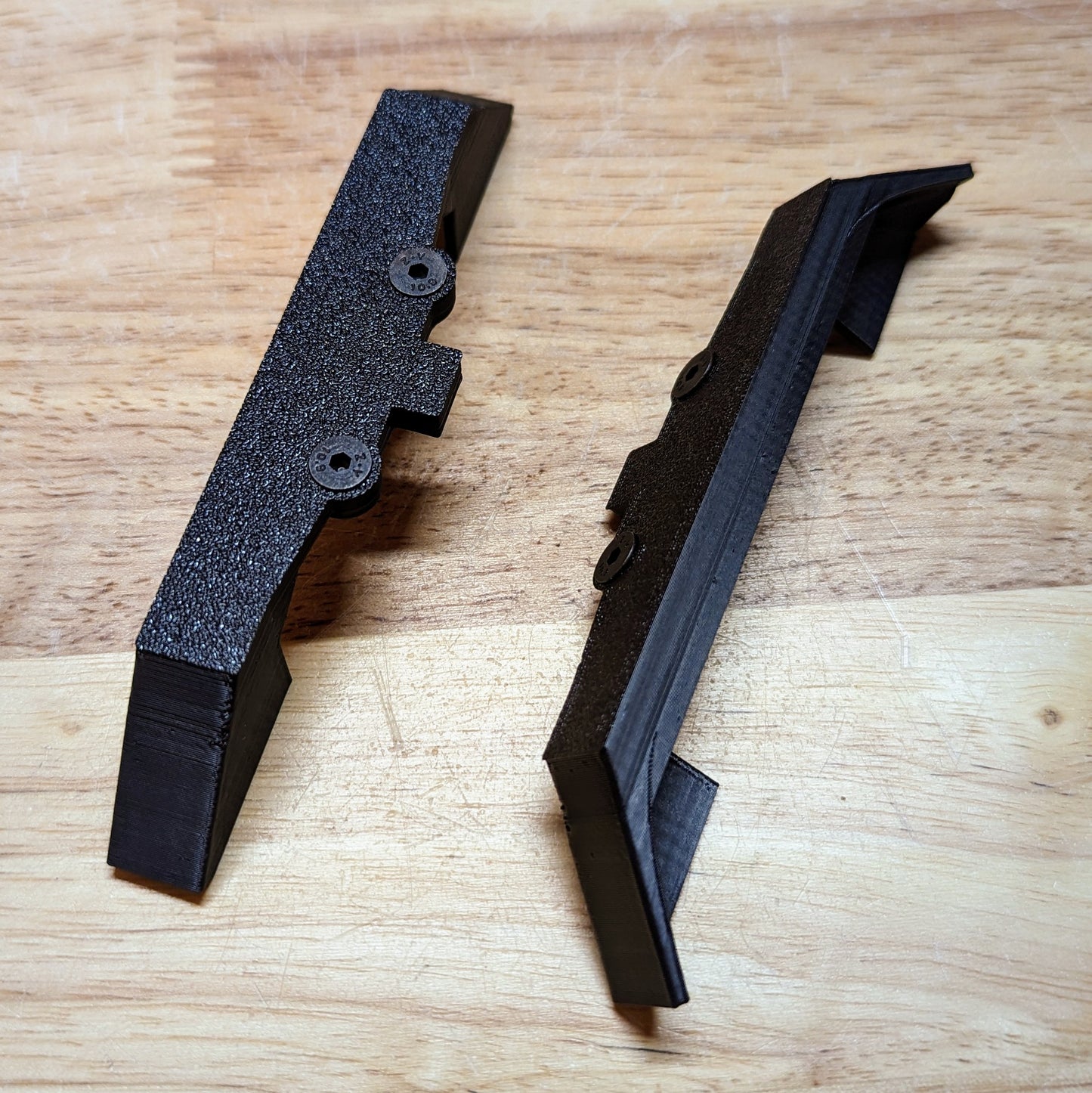 Retainer Clips for PEVD Axle Blocks