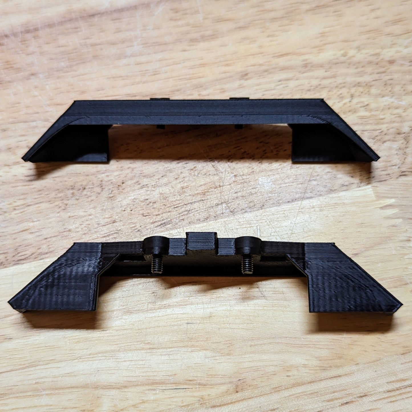 Retainer Clips for PEVD Axle Blocks